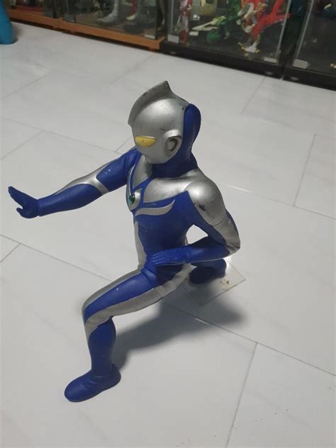 Ultraman cosmos, Hobbies & Toys, Toys & Games on Carousell