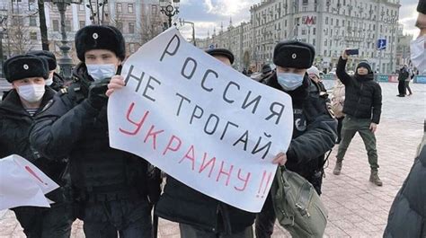 Война в Украине Антивоенные протесты в России побили рекорды по