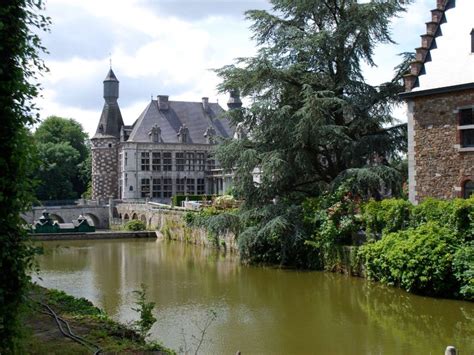 Jehay Bodegnée Castle Amay Visitor Information And Reviews