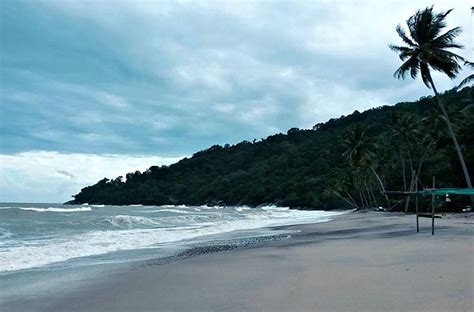 Dead man washed up on Nakhon Si Thammarat beach | Thaiger