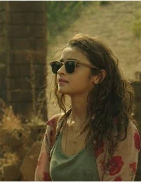 Dear Zindagi Outfits Dear Zindagi Alia Bhatt Photoshoot Fashion