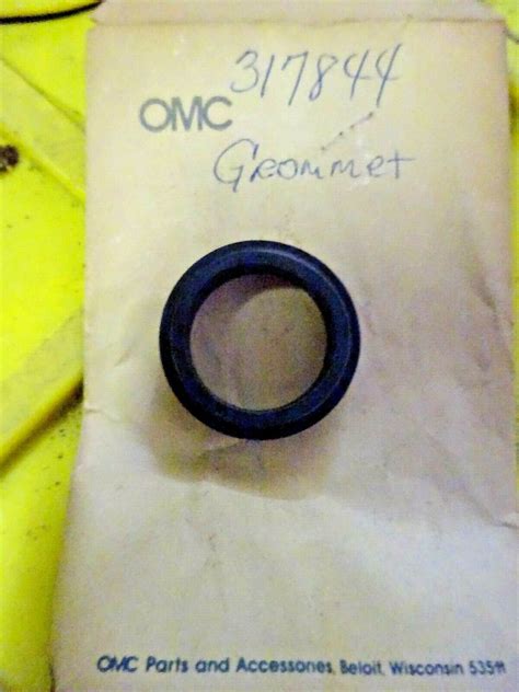 317844 0317844 OMC Water Tube Grommet Evinrude Johnson 85 115 135HP EBay