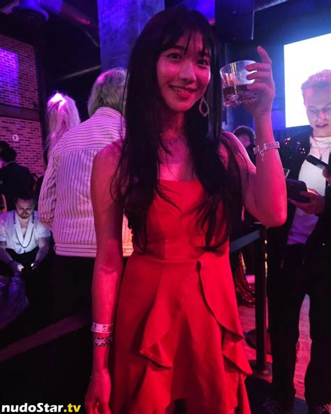 Jinnytty Yyj Nude OnlyFans Photo Nudostar TV