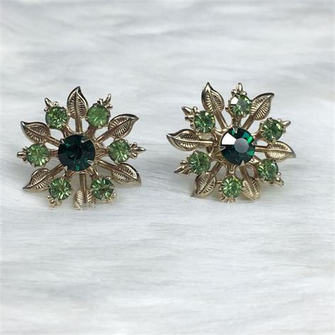 Vintage Green And Gold Flower Screw Back Earrings Free Shipping Etsy Screw Back Earrings Gold