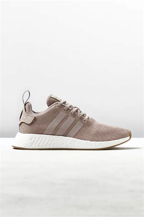 adidas NMD R2 Sneaker | Urban Outfitters