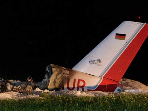 Flugzeug St Rzt In Konstanz Ab Mehrere Verletzte S Dwest Badische