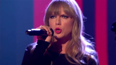 Taylor Swift - I Knew You Were Trouble / Interview (Live at The Graham Norton Show) - YouTube