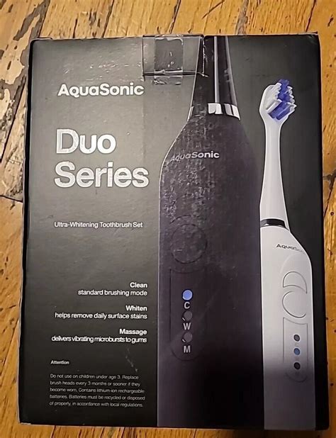 AquaSonic Duo Dual Handle Ultra Whitening Electric Toothbrushes Set