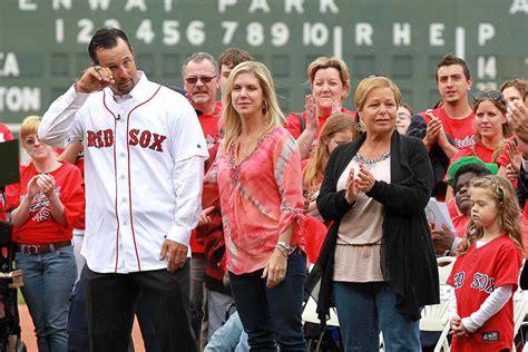 Pitcher Tim Wakefield's Widow Stacy Dies 5 Months Later