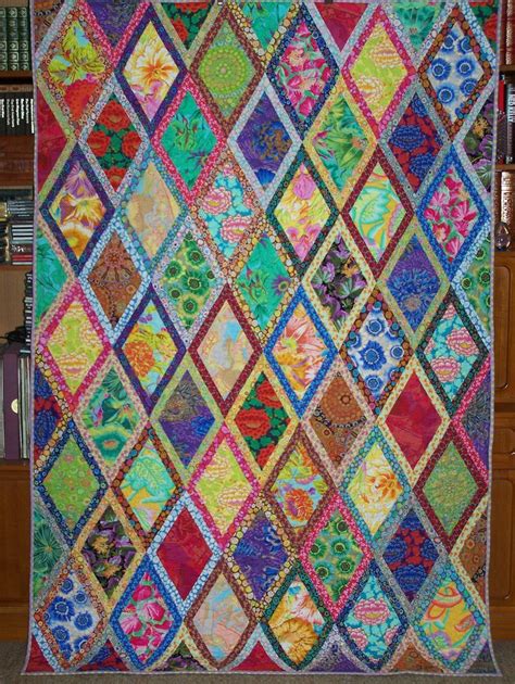 Kaffe Fassett S Diamonds Pattern From Quilt Mag Quilts Diamond Pattern Kaffe Fassett