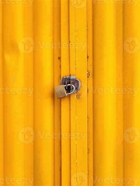 padlock locking a gate 6261395 Stock Photo at Vecteezy