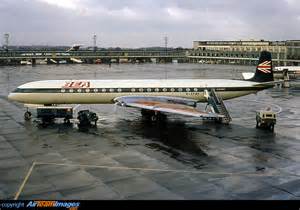 De Havilland DH106 Comet 4B BEA British European Airways G APMF