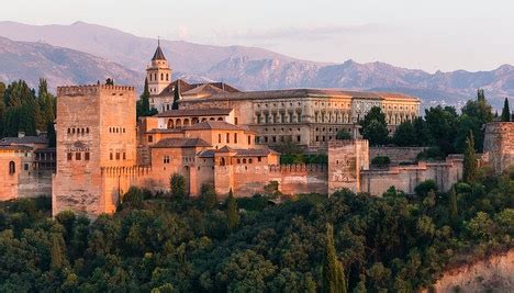 Alhambra Facts - 12 Interesting Facts