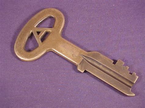 Old Folger Adam Prison Or Jail Cell Key Nr 29754775