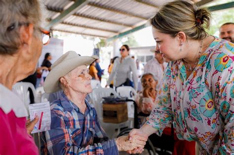 Familias Del Ejido Leopoldo Sanchez Celis Aprovechan Las Brigadas Del