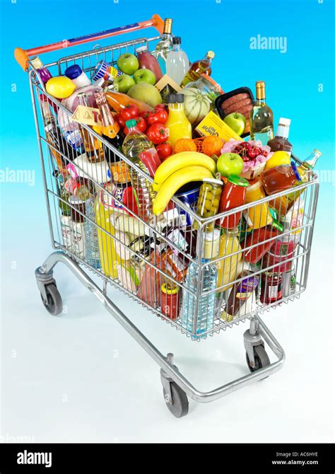 Full Shopping Trolley And Food Hi Res Stock Photography And Images Alamy