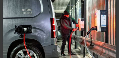 Lease a car | LeasePlan United Kingdom