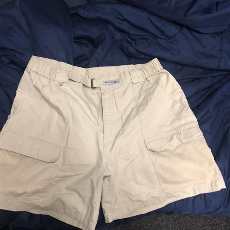 Columbia Pfg half moon shorts Size L 6 in” worn once... - Depop