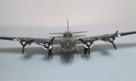 Boeing B-17 Flying Fortress | Model Airplane Collection