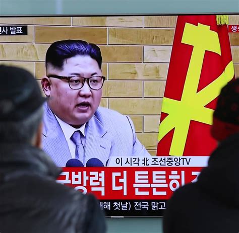 Nordkorea Kim Jong Un Droht Den USA Mit Atomknopf Auf Dem Schreibtisch