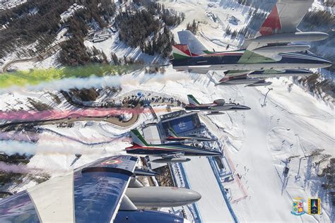 CORTINA 2021 MONDIALI DI SCI ALPINO LE FRECCE TRICOLORI STENDONO IL