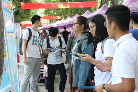 汕头大学2019届本科毕业生初次就业率列广东省高水平大学前茅 汕头大学 Shantou University