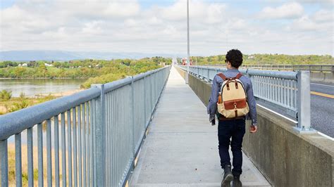 Fall day trip: Pick a pedestrian bridge and walk over the Hudson River