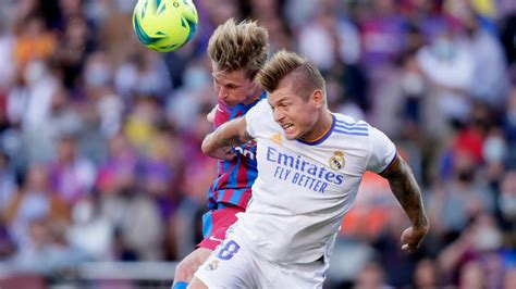 Real Madrid Vs Barcelona How To Watch El Clasico Live Stream Link Team News Yahoo Sports