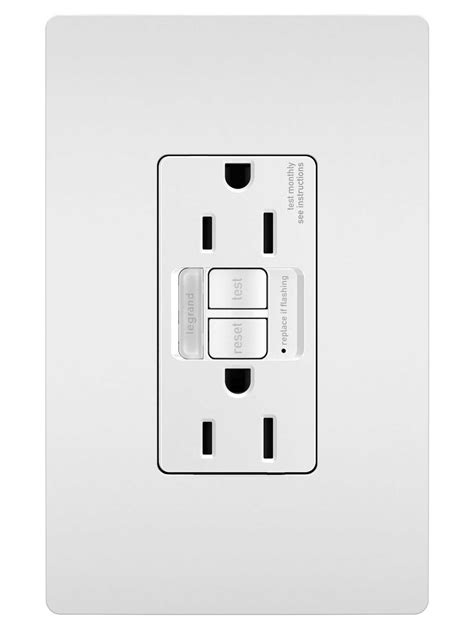 Radiant 15a Tamper Resistant Self Test Gfci Outlet With Night Light