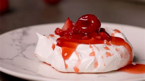 Pavlova Con Sirope De Fresas Cooking Lovers