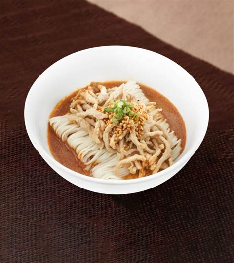 Spicy Sesame Peanut Sauce With Shredded Pork Noodle Din Tai Fung