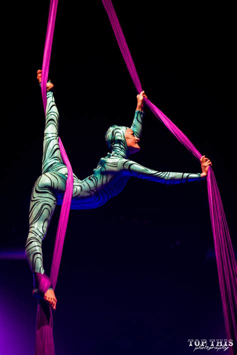 Breathtaking Aerial Silks Performers Aerialists In San Diego