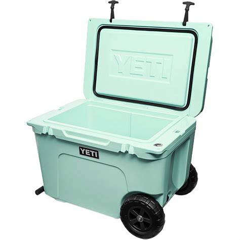 YETI Tundra Haul Cooler - Hike & Camp