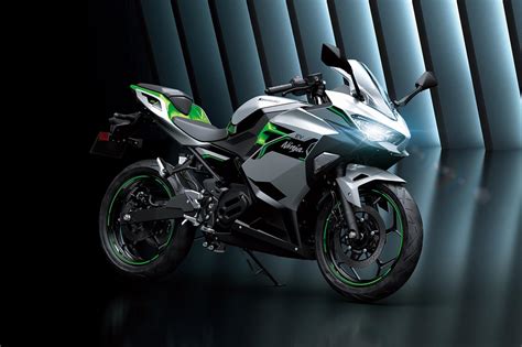 Kawasaki Stellt Erste Beiden Elektro Motorr Der Vor Electrive Net