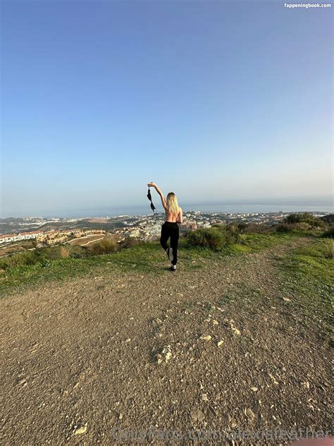 Alexisfeather Nude OnlyFans Leaks The Fappening Photo FappeningBook