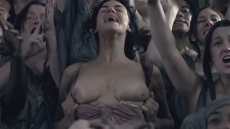 Spartacus Blood and Sand nude pics página