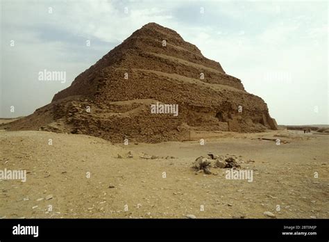 Step Pyramid of Djoser, the earliest colossal stone building in Egypt ...