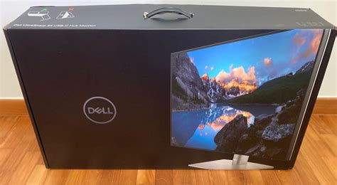 Dell UltraSharp IPS Black USB-C Hub Monitor — 55" 4K UHD 24/7 Commercial Digital Signage Display (VESA-NOSTAND / PRIVACY-BDL) (U-55COM-VESA-NOSTAND-PRIVACY-BDL)