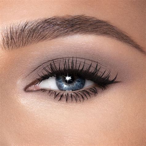 NEW Cream Matte Eyeshadow In A Smokey Taupe Shade For An Easy Eye Look