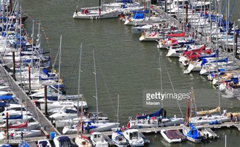 28 Dartmouth Yacht Club Stock Photos, High-Res Pictures, and Images - Getty Images