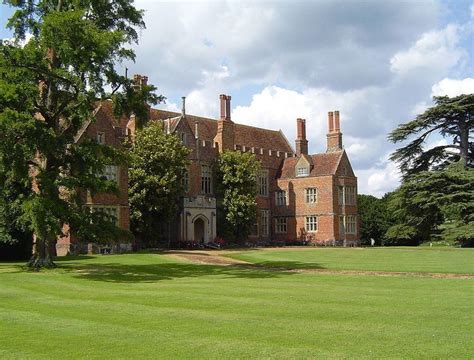 Mapledurham House - Alchetron, The Free Social Encyclopedia