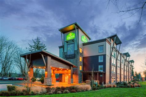 La Quinta Inn & Suites by Wyndham Tumwater - Olympia | Tumwater, WA Hotels