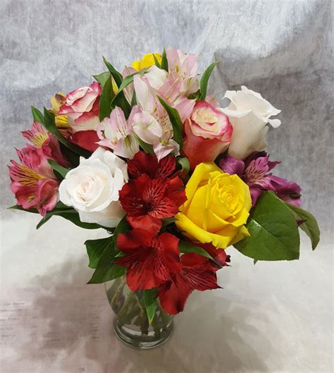 Roses Alstro In Warren OH Jensen S Flowers Gifts Inc