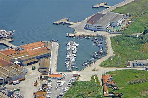 Porto de Aveiro in Aveiro, Portugal - Marina Reviews - Phone Number