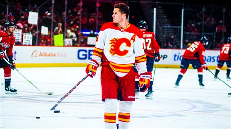 Calgary Flames Send Tkachuk to Florida for Huberdeau