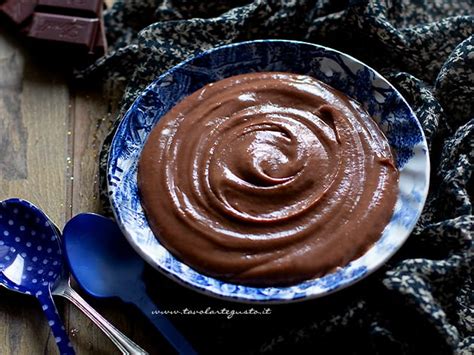 Crema Al Cioccolato Ricetta In Minuti Per Farcire E Al Cucchiaio