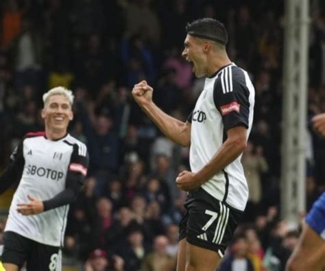 Ra L Anota Su Primer Gol Con El Fulham