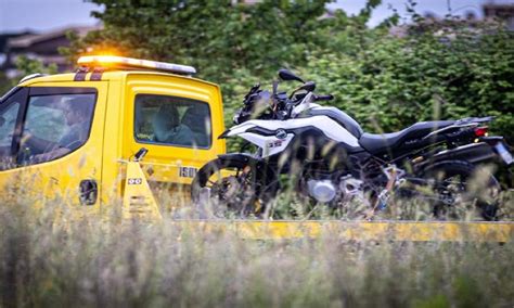 Roma Perde Il Controllo Della Moto Morto Centauro Di Anni