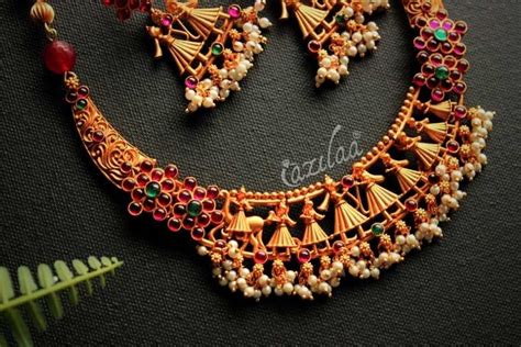 Wedding Baraat Maroon Antique Golden Green Gemstone Choker Set At