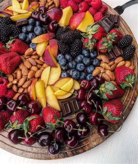 How to Make an Epic Healthy Platter + 6 Board Ideas